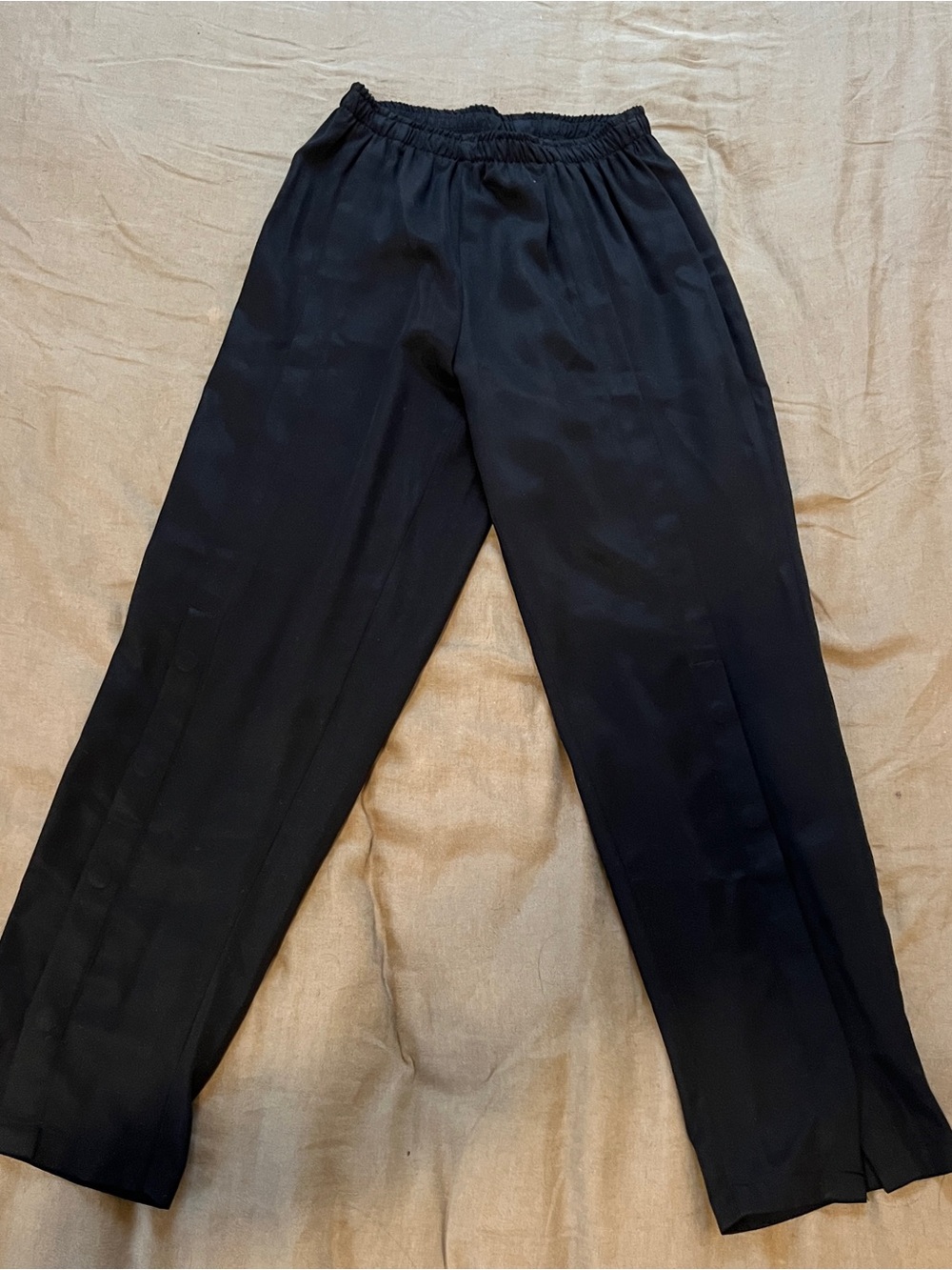 Women’s PRIORY pants with button bottom detailing